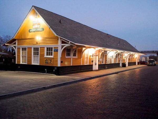 Mountain Inn & Suites Flat Rock Esterno foto