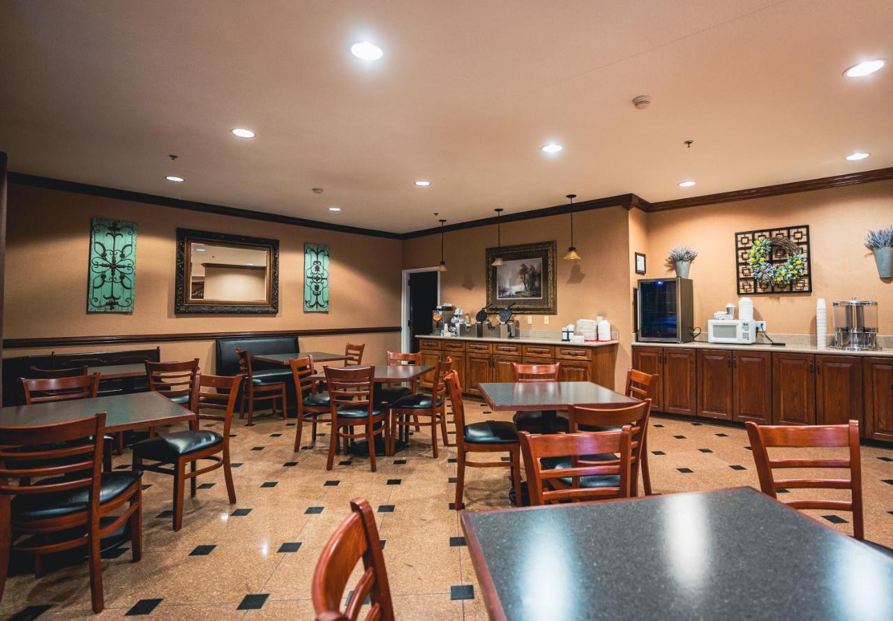 Mountain Inn & Suites Flat Rock Esterno foto